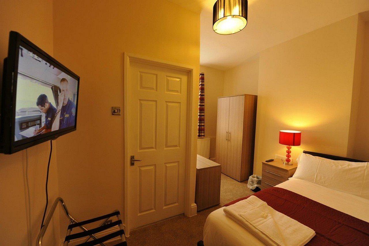 Gail'S Guest House Бари Екстериор снимка