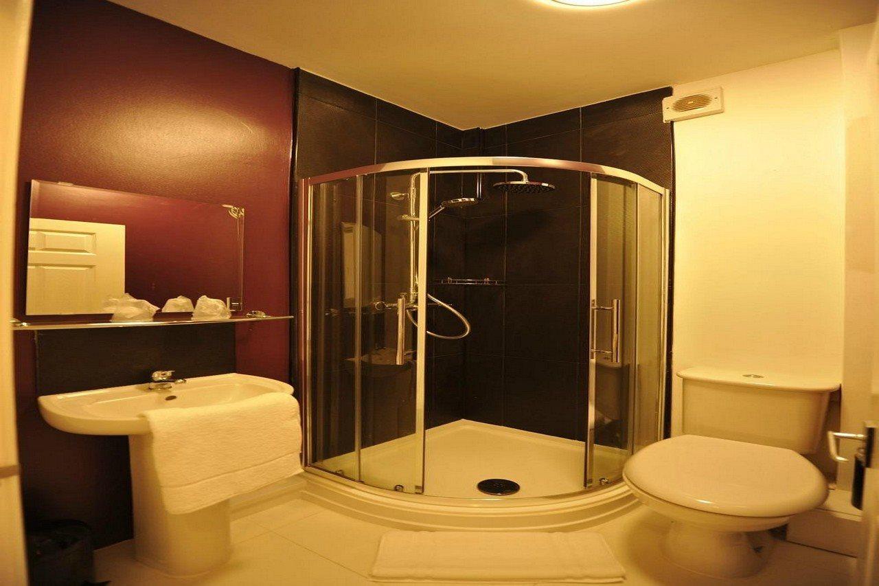 Gail'S Guest House Бари Екстериор снимка