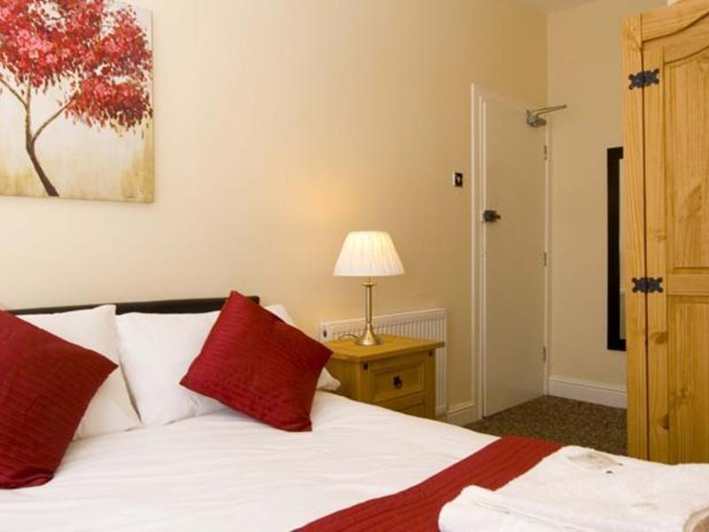 Gail'S Guest House Бари Екстериор снимка