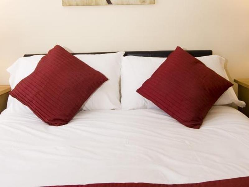 Gail'S Guest House Бари Екстериор снимка